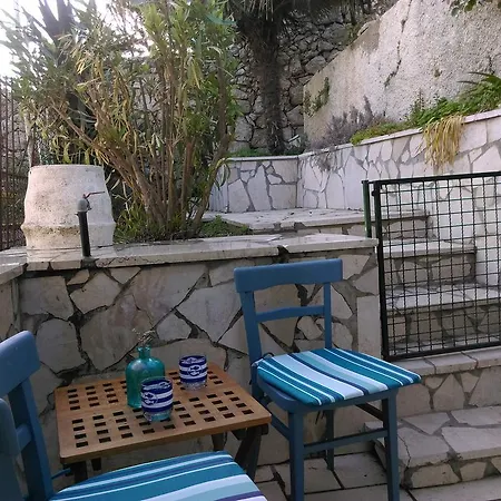 Nobilo Apartman *